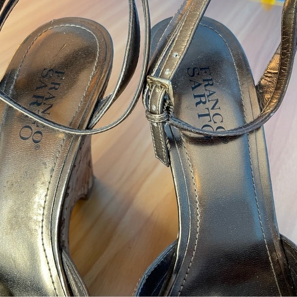 Franco Sarto wedge heeled platform sandals in size 9.5 copper metallic leather - Picture 7 of 9